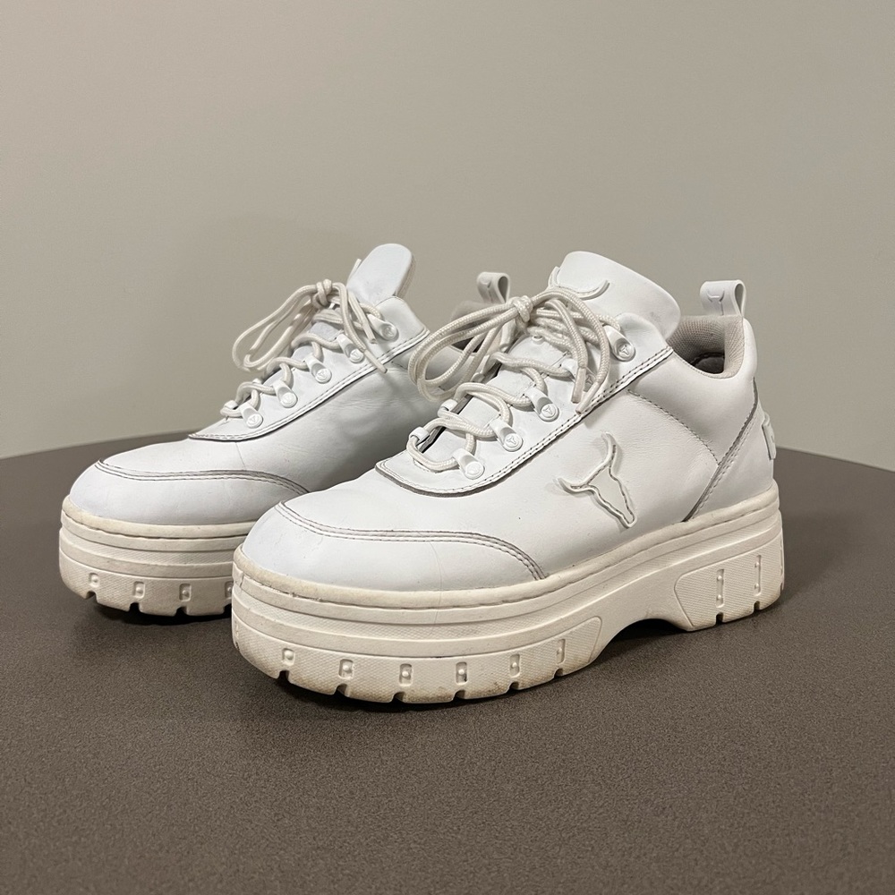Windsor Smith Lux White Leather Size 10